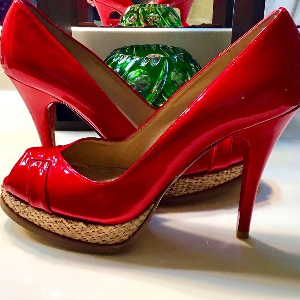 Stuart Weitzman / authentic pumps Preowned very good condition